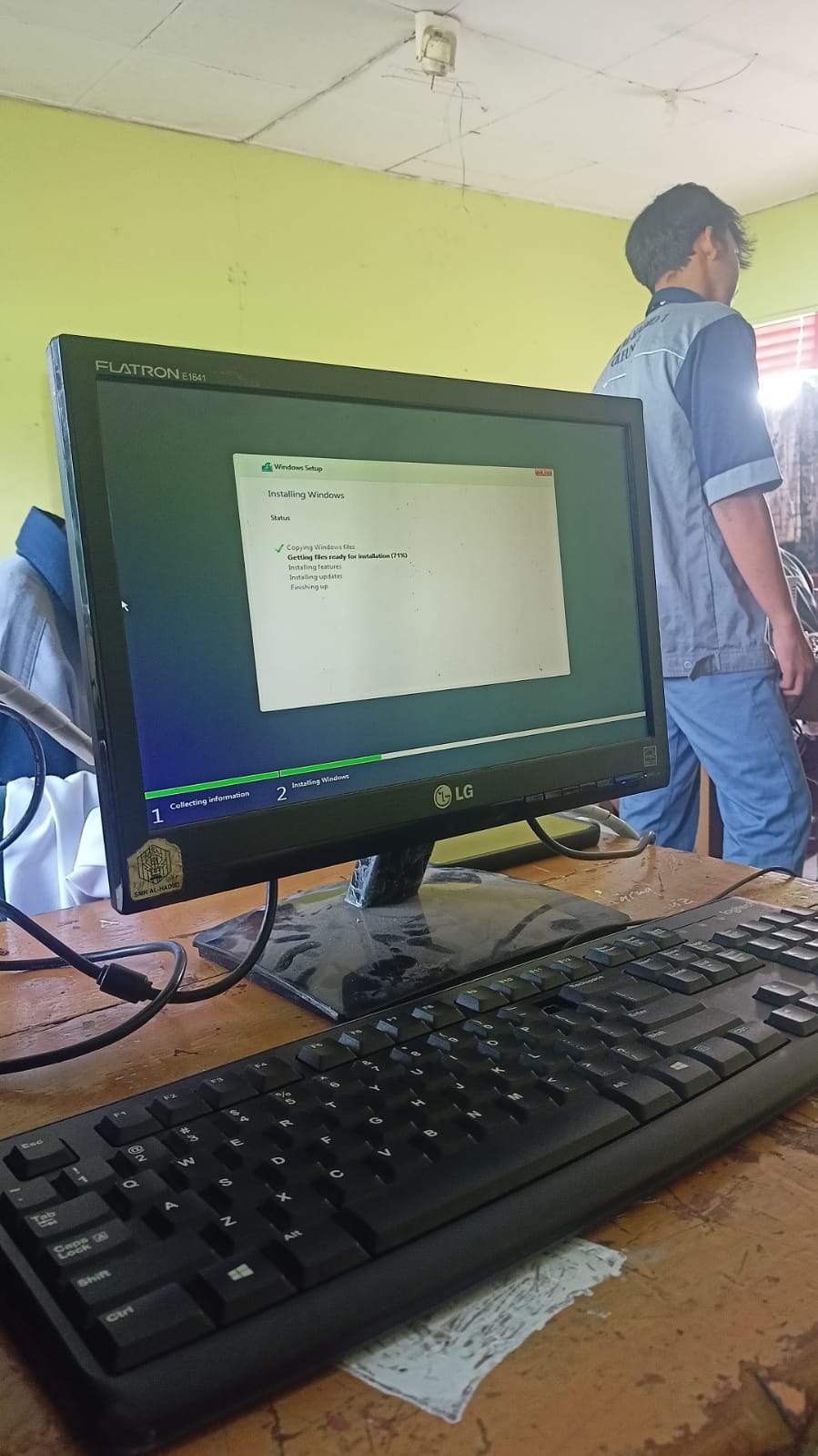 Dokumentasi Install Windows Server